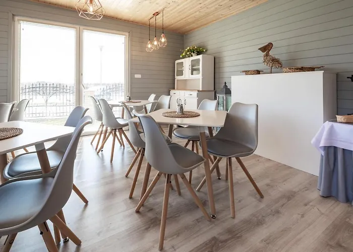 Livia Проживание в семье